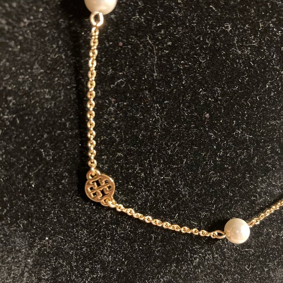 ✨HP✨Tory Burch Pearl And Logo Necklace - Picture 11 of 11